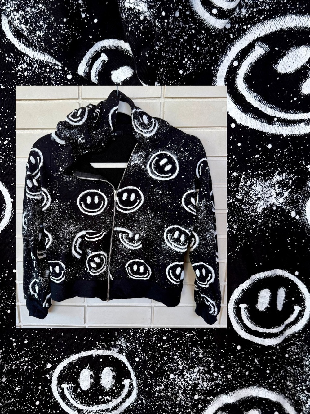 Smiley Face Zip Hoodie * Flowers by Zoe FBZ * Black * Girls Size L